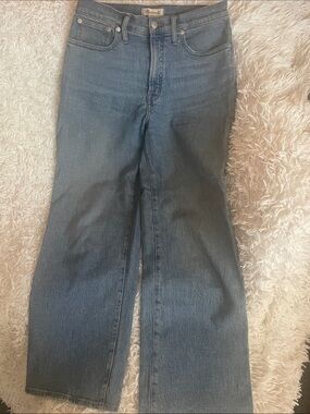 Madewell “Perfect Vintage Wide-Leg”Jeans in Medium Blue Wash, size 28